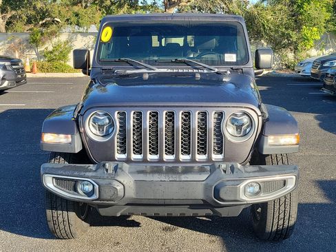 Used 2020 Jeep Gladiator Overland image 8