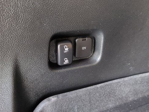 Used 2018 Ford Edge SEL w/ Equipment Group 201A AWD/4WD image 40