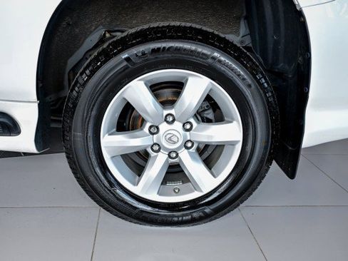 Used 2016 Lexus GX 460 image 50