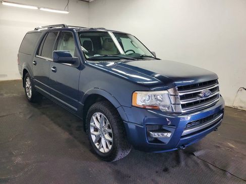 Used 2016 Ford Expedition EL Limited w/ Equipment Group 301A AWD/4WD image 3