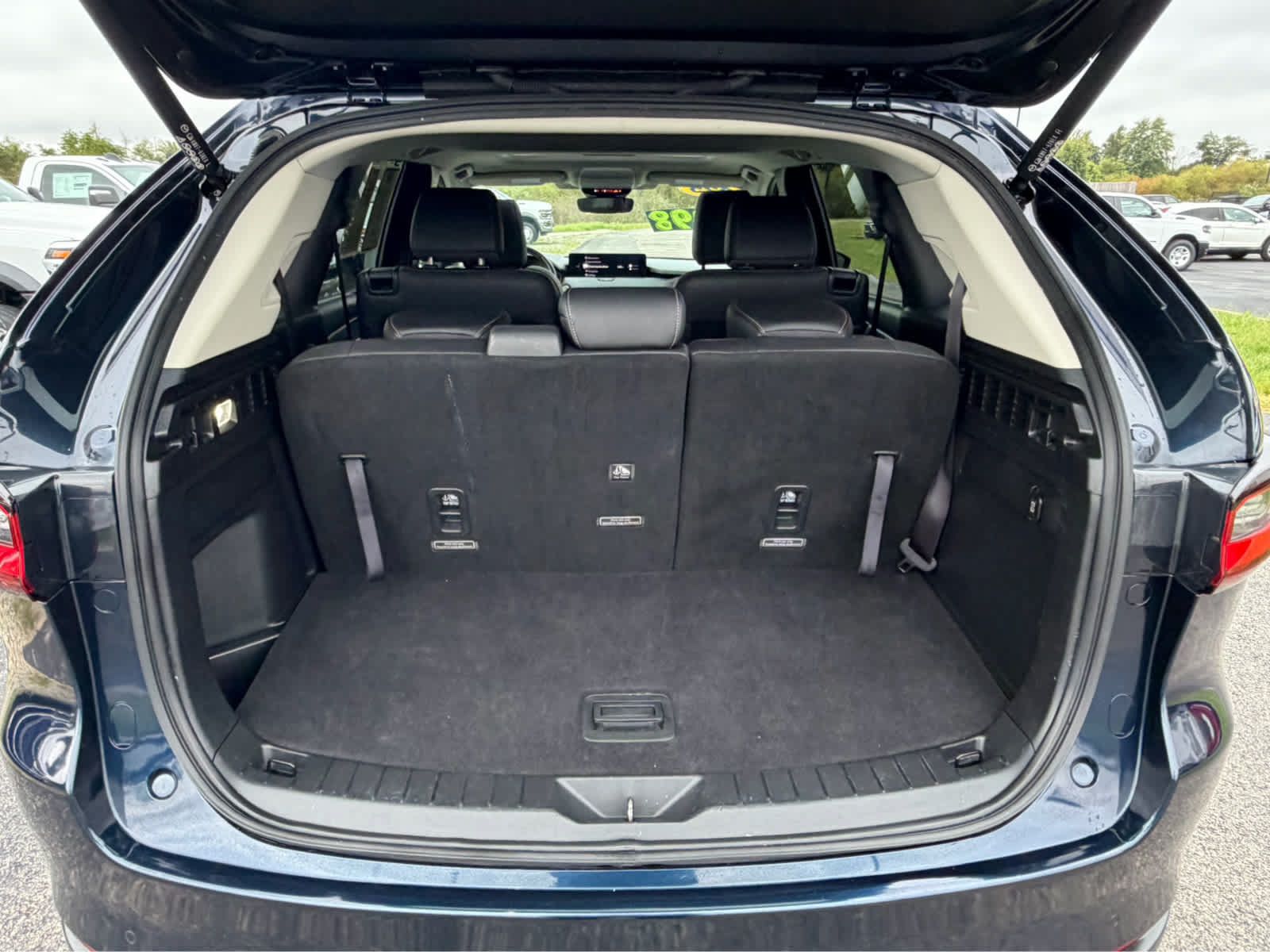 Used 2025 MAZDA CX-90 3.3 Turbo w/ Preferred Package AWD/4WD image 47