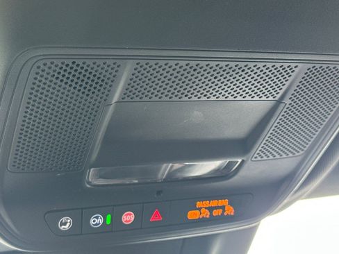 Certified 2024 Chevrolet Equinox EV RS image 22