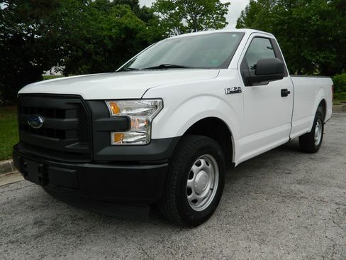Used 2017 Ford F150 XL w/ Equipment Group 101A Mid RWD image 1