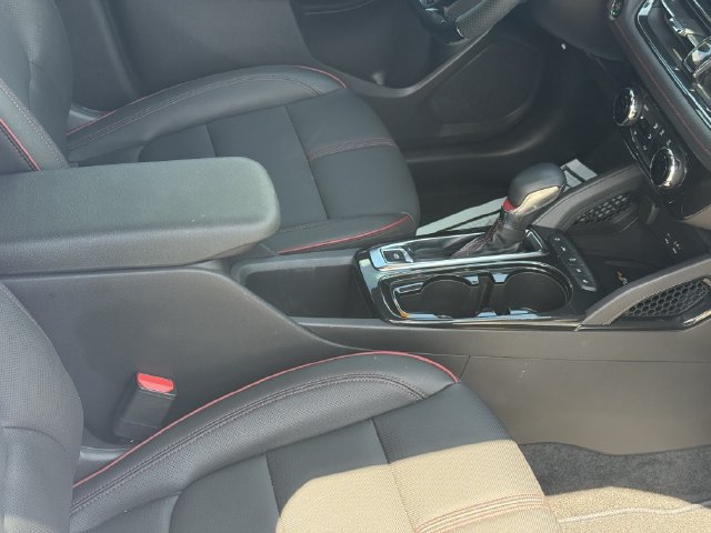 Used 2025 Chevrolet TrailBlazer RS w/ Convenience Package FWD image 18