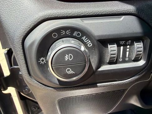 Used 2021 Jeep Gladiator Rubicon AWD/4WD image 20