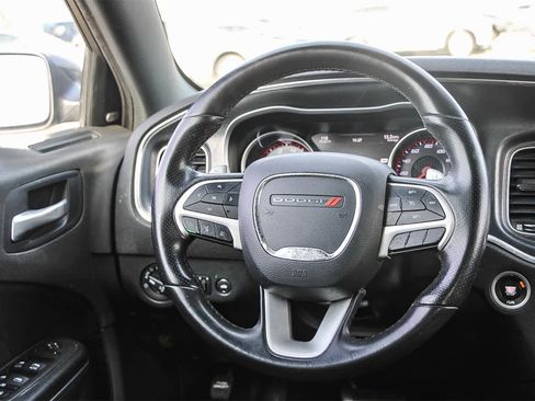 Used 2018 Dodge Charger R/T image 18