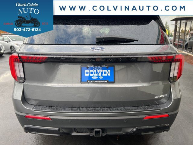 Used 2025 Ford Explorer ST-Line w/ ST-Line Street Pack AWD/4WD image 27