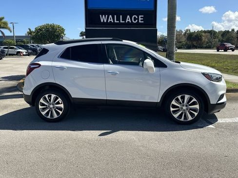 Used 2020 Buick Encore Preferred w/ Safety Package image 5