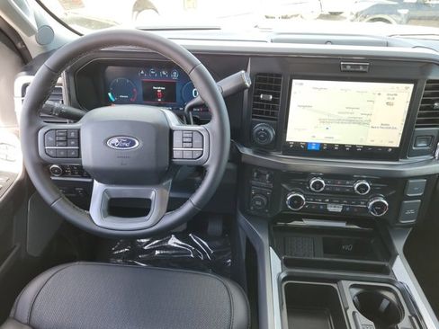 New 2025 Ford F250 Lariat w/ Lariat Ultimate Package image 8