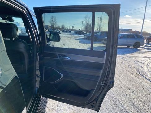 New 2026 Jeep Grand Wagoneer Limited w/ 8-Passenger Seating Package AWD/4WD image 29