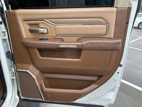 Used 2019 RAM 3500 Limited image 40