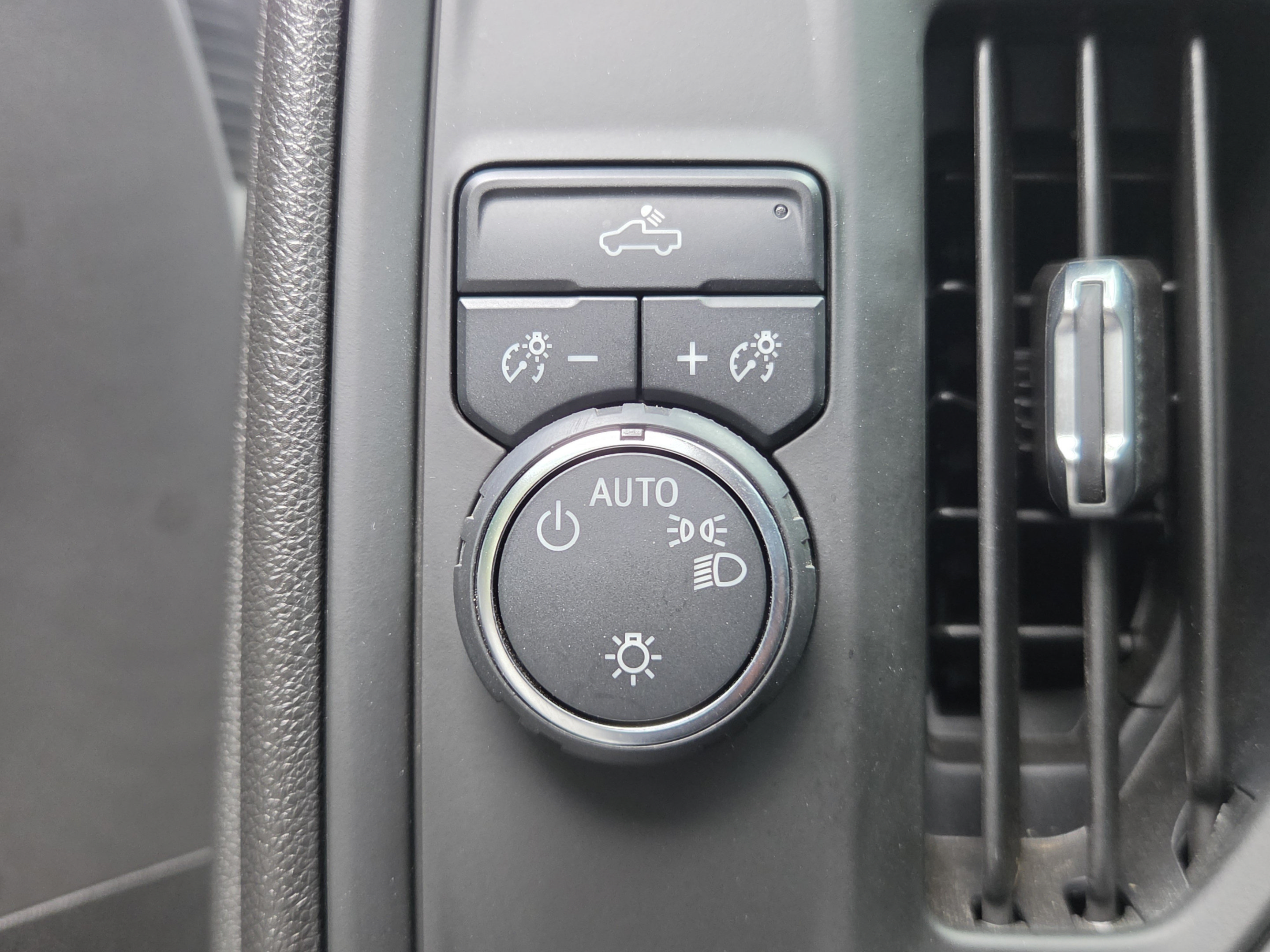 Used 2021 Chevrolet Silverado 1500 W/T w/ WT Value Package RWD image 26