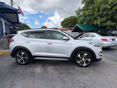 Used 2018 Hyundai Tucson Limited w/ Ultimate Package 02 AWD/4WD image 5