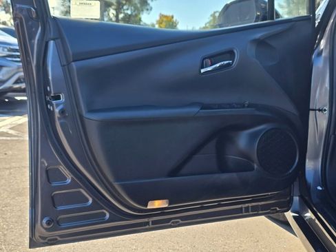 Used 2020 Toyota Prius Prime Limited image 20