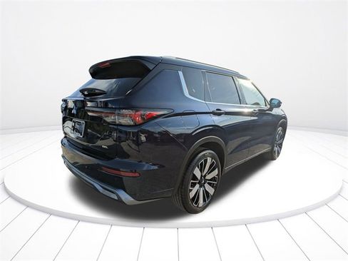 New 2026 Mitsubishi Outlander SEL image 4