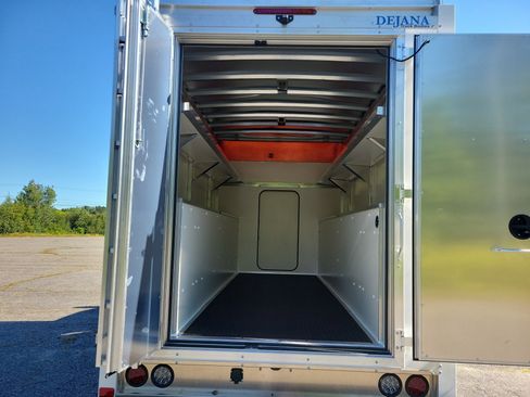 New 2025 GMC Savana 3500 w/ Power Convenience Package image 16