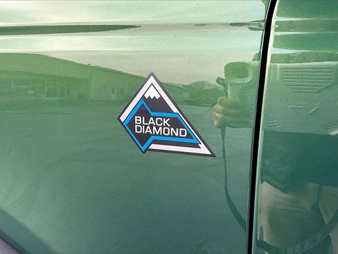 Used 2023 Ford Bronco Black Diamond image 23