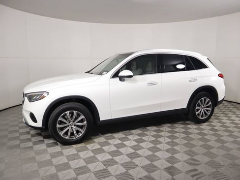 Used 2026 Mercedes-Benz GLC 300 4MATIC image 8