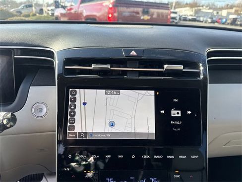 Used 2024 Hyundai Tucson Limited image 25