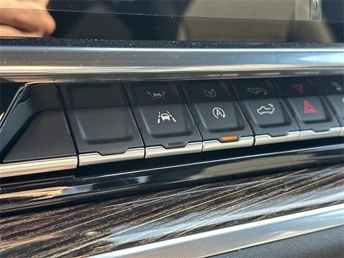 New 2026 GMC Sierra 1500 Elevation w/ LPO, Elevation Black Package image 18