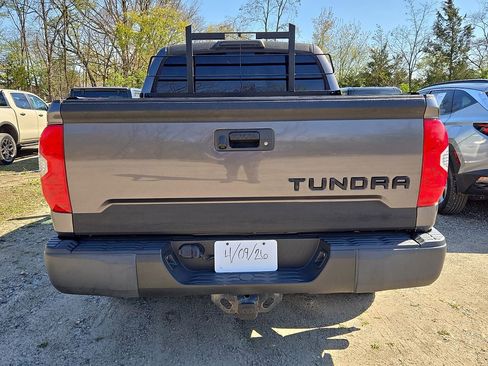 Used 2018 Toyota Tundra SR5 w/ TRD Off Road Package image 4
