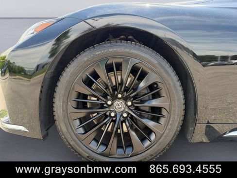 Used 2023 Lexus LS 500 AWD w/ Luxury Package image 7