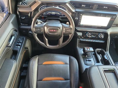 Used 2022 GMC Sierra 1500 AT4 w/ AT4 Preferred Package image 7