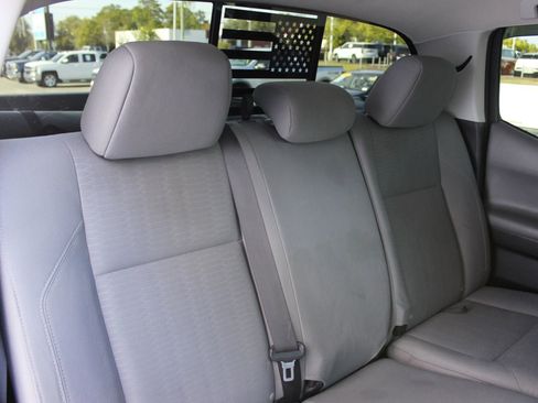 Used 2018 Toyota Tacoma SR5 image 25