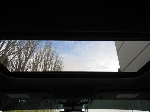 Used 2024 GMC Sierra 1500 Denali w/ Denali Reserve Package image 30