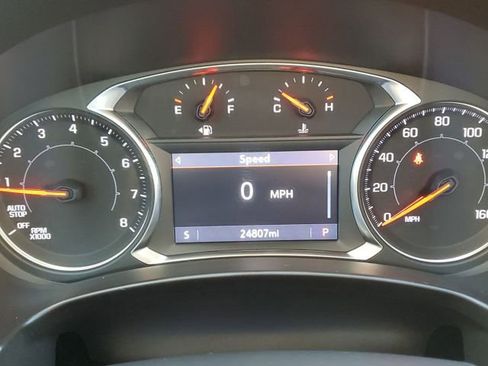 Used 2022 GMC Terrain AT4 image 12