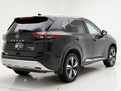 Used 2023 Nissan Rogue Platinum w/ Platinum Premium Package image 9
