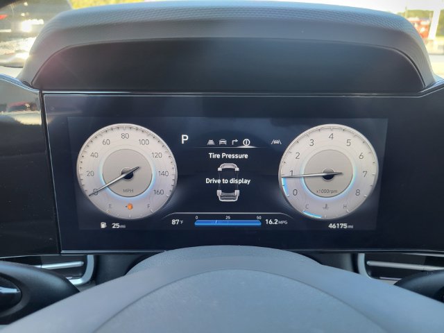 Used 2024 Hyundai Elantra SEL FWD image 19