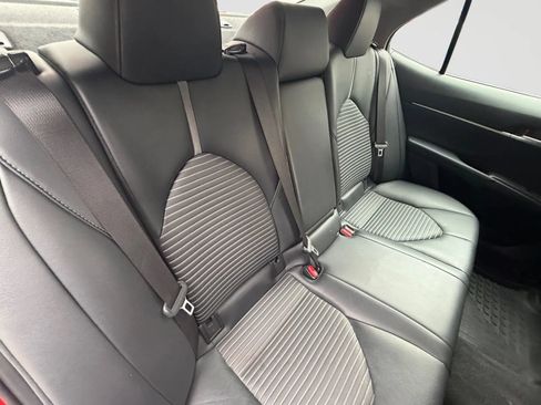 Used 2023 Toyota Camry SE AWD/4WD image 18