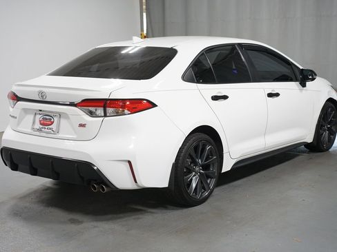 Used 2024 Toyota Corolla SE FWD image 8