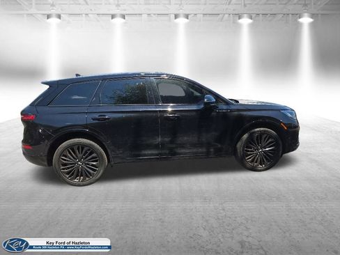 Used 2023 Lincoln Corsair AWD w/ Equipment Group 102A image 15