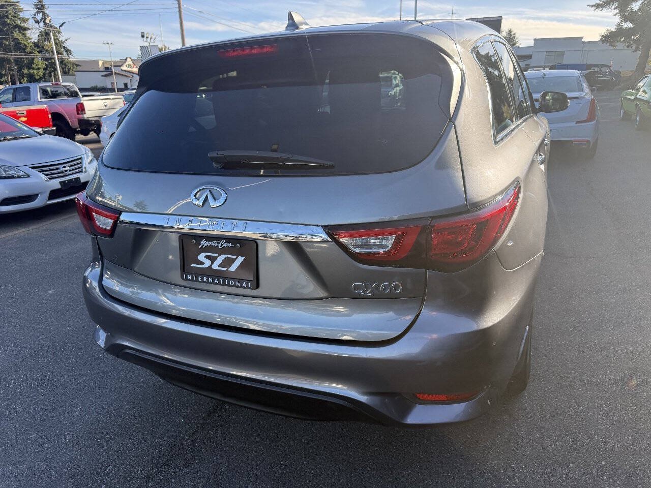 Used 2018 INFINITI QX60 FWD image 7