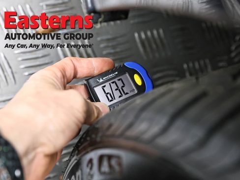 Used 2023 Chevrolet Malibu LT image 27