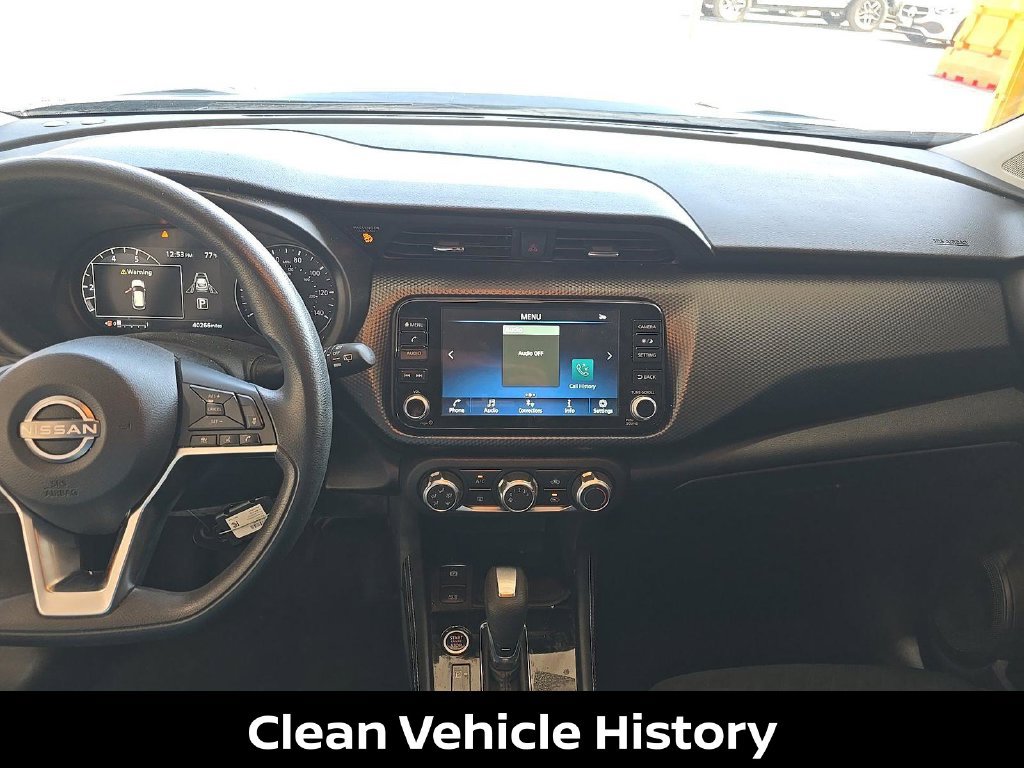 Certified 2024 Nissan Kicks SV FWD image 3