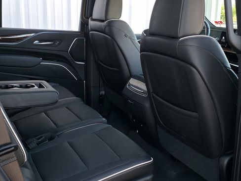 Used 2021 Cadillac Escalade Premium Luxury w/ Driver Assist Tech Package image 38