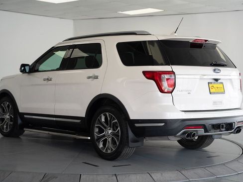 Used 2018 Ford Explorer Platinum AWD/4WD image 5