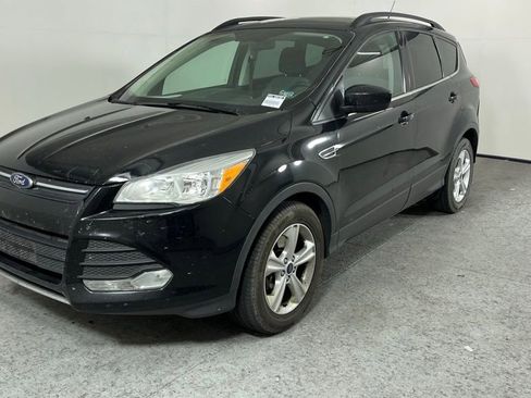 Used 2016 Ford Escape SE w/ Equipment Group 201A AWD/4WD image 7