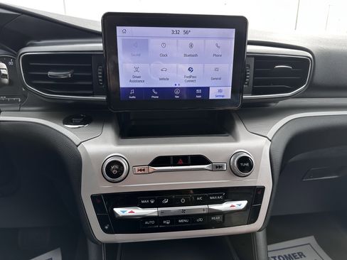 Certified 2023 Ford Explorer XLT w/ Equipment Group 202A image 16