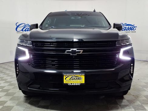 Used 2024 Chevrolet Suburban RST w/ Luxury Package RWD image 3