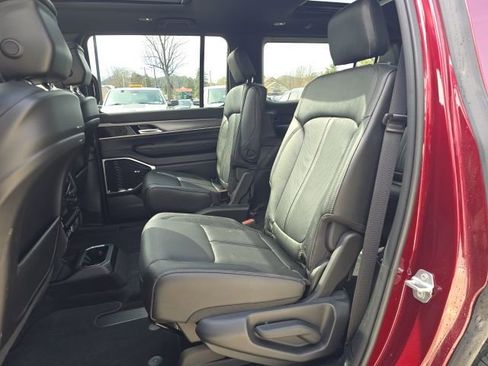 Used 2026 Jeep Grand Wagoneer Limited w/ Premium Group II image 29