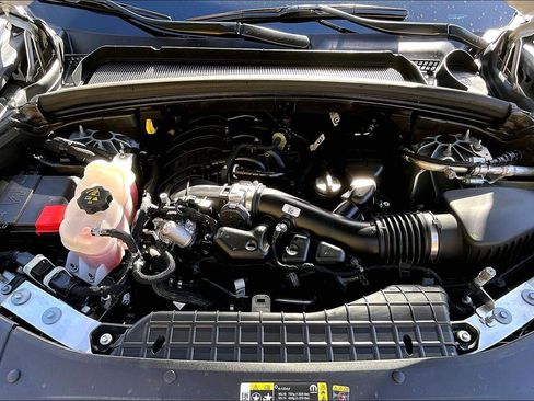 Used 2025 Jeep Grand Cherokee Laredo w/ Luxury Tech Group I image 11