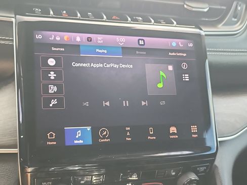 Certified 2021 Jeep Grand Cherokee L Limited RWD image 28