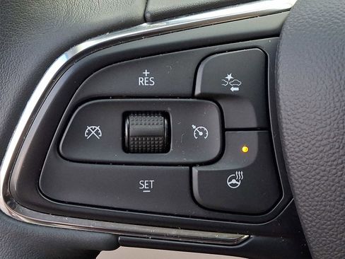 Used 2022 Buick Envision Preferred image 22