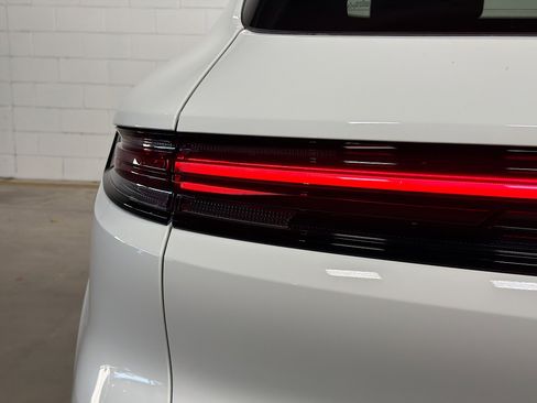 Certified 2025 Porsche Cayenne image 11