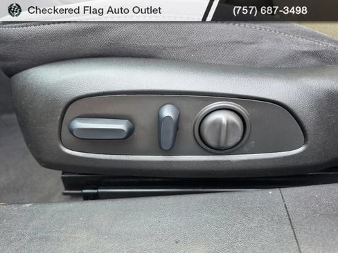 Used 2024 Chevrolet Malibu LT FWD image 20