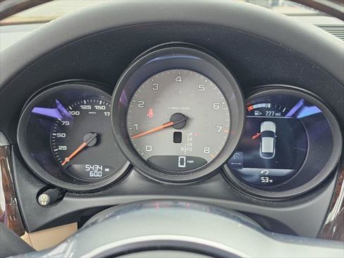Used 2020 Porsche Macan S image 12